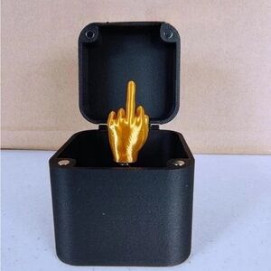 Cute Middle Finger Gift Box